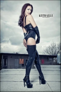 04-office-party-striptease-entertainer-blk-laytex