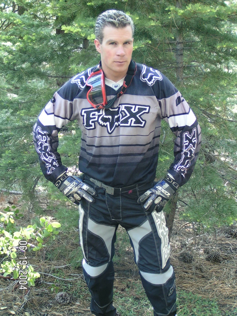 06-timothy-motocross